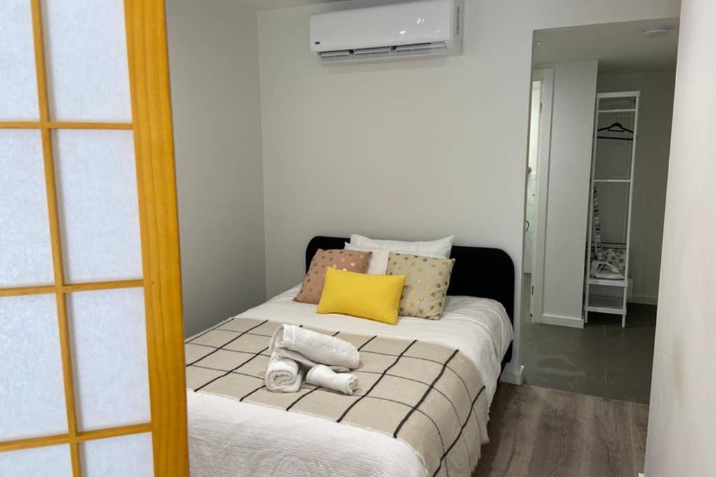 10A Brunswick Living Studio Close To Apt And Cbd Free Wifi Tram At Doorstep Melbourne Bagian luar foto